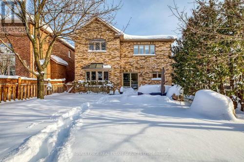 1109 Kestell Boulevard, Oakville, ON - Outdoor