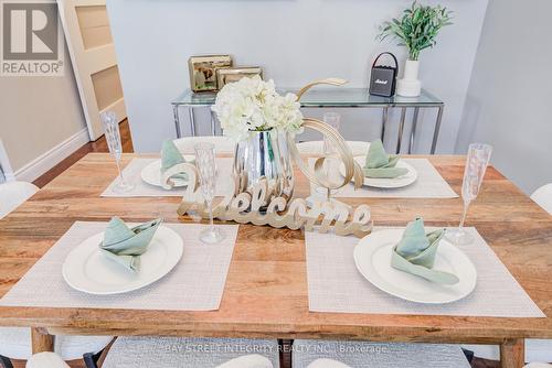 1224 Grange Road, Oakville, ON - Indoor Photo Showing Dining Room