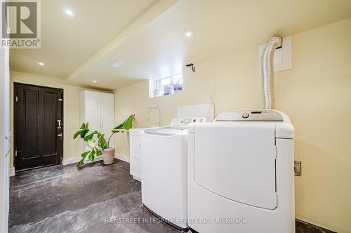 1224 Grange Road, Oakville, ON - Indoor Photo Showing Laundry Room