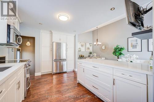 1224 Grange Road, Oakville, ON - Indoor Photo Showing Kitchen