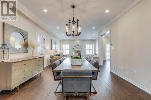 2467 Chaplin Road, Oakville, ON - Indoor Photo Showing Dining Room