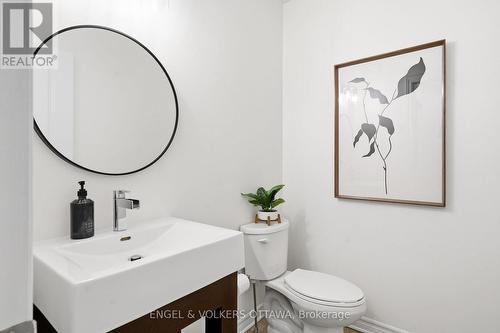 517 Golden Sedge Way, Ottawa, ON - Indoor Photo Showing Bathroom