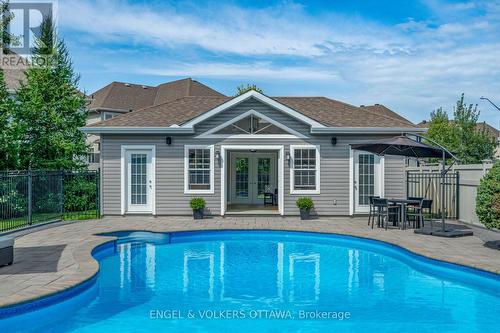 517 Golden Sedge Way, Ottawa, ON - Outdoor With In Ground Pool