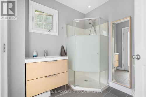517 Golden Sedge Way, Ottawa, ON - Indoor Photo Showing Bathroom