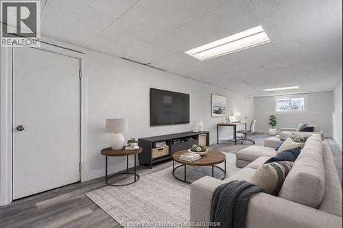 69 Bridle Path Road, Wallaceburg, ON - Indoor Photo Showing Other Room