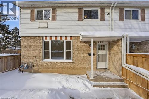 35 OAKHILL Drive Unit# 20C  Brantford, ON N3T 1R1