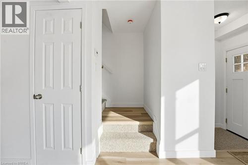 35 Oakhill Drive Unit# 20C, Brantford, ON - Indoor Photo Showing Other Room