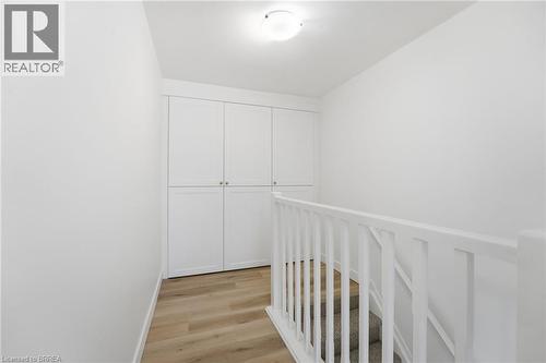 35 Oakhill Drive Unit# 20C, Brantford, ON - Indoor Photo Showing Other Room
