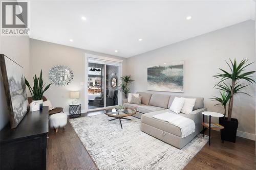 191 East Puce Road Unit# 3, Lakeshore, ON - Indoor Photo Showing Living Room