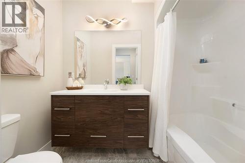 191 East Puce Road Unit# 3, Lakeshore, ON - Indoor Photo Showing Bathroom