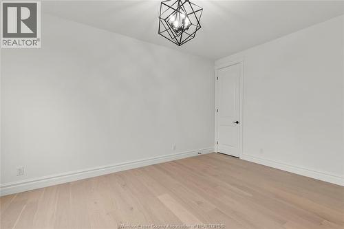 357 Marla Crescent, Lakeshore, ON - Indoor Photo Showing Other Room