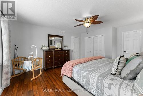 86 Township Park Road, North Algona Wilberforce, ON - Indoor Photo Showing Bedroom
