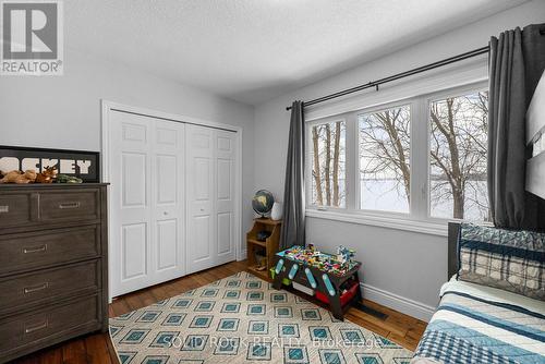 86 Township Park Road, North Algona Wilberforce, ON - Indoor Photo Showing Bedroom