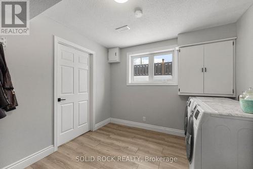 86 Township Park Road, North Algona Wilberforce, ON - Indoor Photo Showing Laundry Room