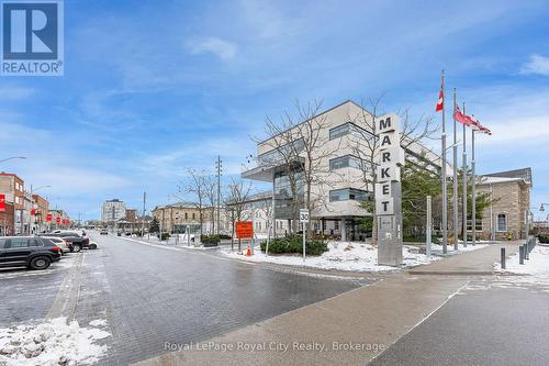 138 Arthur Street N, Guelph (St. George'S), ON - Outdoor