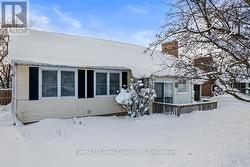 Great 3 bedroom bungalow in a great location - 