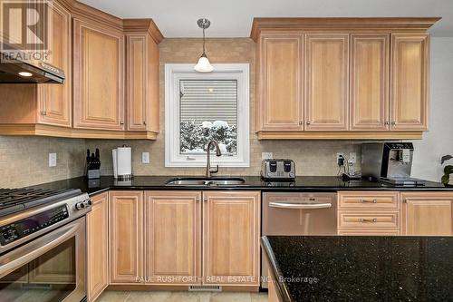 Kitchen - 421 Jasper Crescent, Clarence-Rockland, ON - Indoor Photo Showing Kitchen With Double Sink