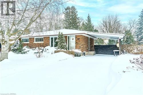 35 FORSYTHE Avenue  Brantford, ON N3R 3L5