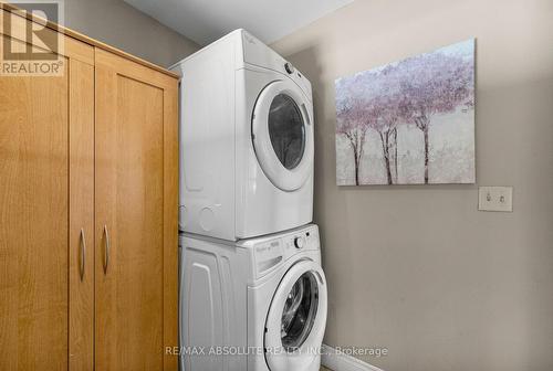 131 Burns Drive, Mcnab/Braeside, ON - Indoor Photo Showing Laundry Room