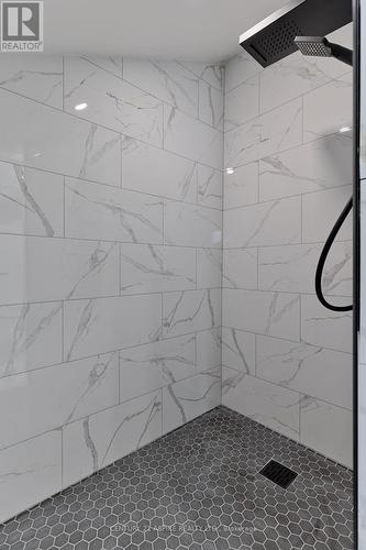 32 Wilson Street, Laurentian Hills, ON - Indoor