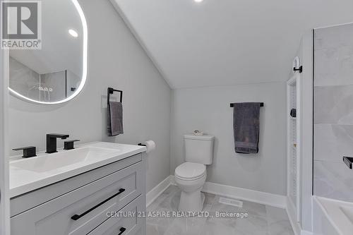 32 Wilson Street, Laurentian Hills, ON - Indoor Photo Showing Bathroom