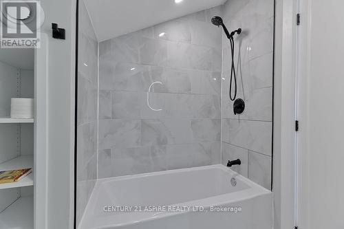 32 Wilson Street, Laurentian Hills, ON - Indoor Photo Showing Bathroom