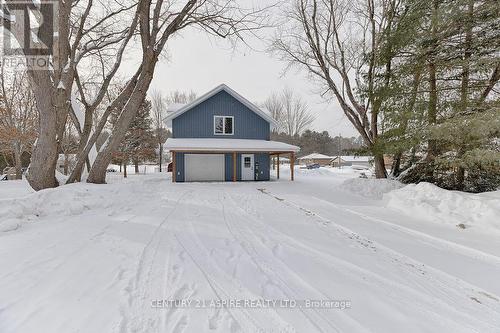 32 Wilson Street, Laurentian Hills, ON - Outdoor