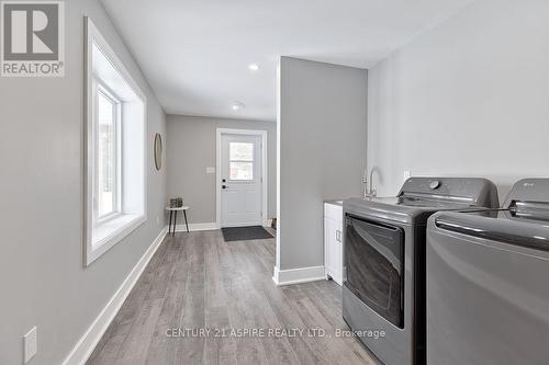 32 Wilson Street, Laurentian Hills, ON - Indoor