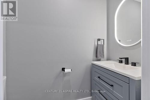 32 Wilson Street, Laurentian Hills, ON - Indoor Photo Showing Bathroom