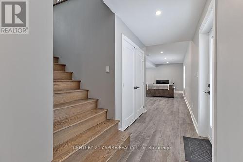 32 Wilson Street, Laurentian Hills, ON - Indoor Photo Showing Other Room