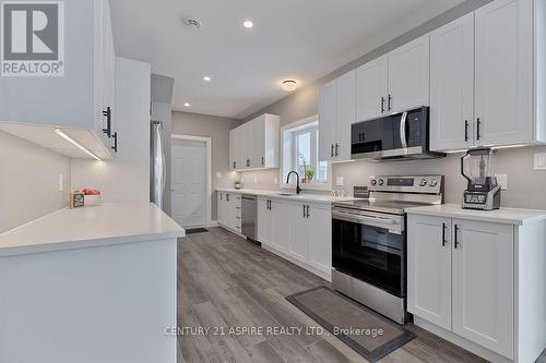 32 Wilson Street, Laurentian Hills, ON - Indoor Photo Showing Kitchen