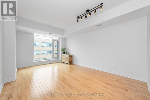 312 - 575 Byron Avenue, Ottawa, ON - Indoor Photo Showing Other Room