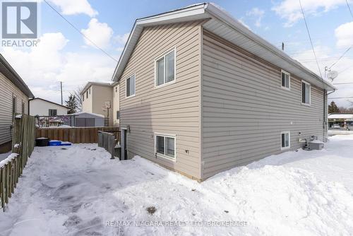 138 Carlton Street, St. Catharines (Downtown), ON - Outdoor With Exterior