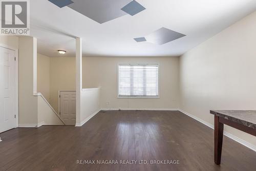 138 Carlton Street, St. Catharines (Downtown), ON - Indoor Photo Showing Other Room