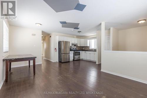 138 Carlton Street, St. Catharines (Downtown), ON - Indoor