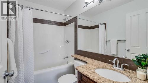 389 Cranberry Circle Se, Calgary, AB - Indoor Photo Showing Bathroom