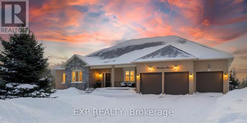 66 STONESTHROW CRESCENT  Uxbridge, ON L0C 1A0