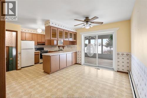 9520 Malden Road, Lasalle, ON - Indoor Photo Showing Kitchen
