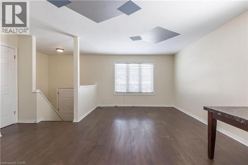 138 Carlton Street, St. Catharines, ON - Indoor Photo Showing Other Room