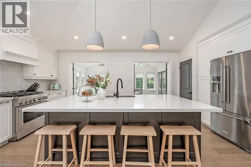 564 Maplehill Drive, Burlington, ON - Indoor Photo Showing Kitchen With Stainless Steel Kitchen With Upgraded Kitchen