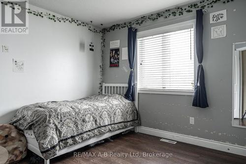 94 Wilson Court, St. Marys, ON - Indoor Photo Showing Bedroom