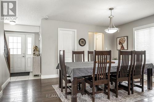 94 Wilson Court, St. Marys, ON - Indoor Photo Showing Dining Room
