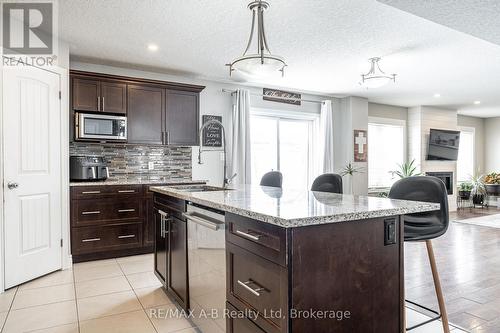 94 Wilson Court, St. Marys, ON - Indoor Photo Showing Kitchen With Upgraded Kitchen