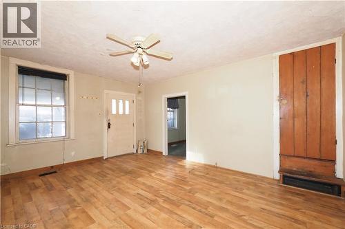 Foyer featuring wood finished floors and ceiling fan - 37 Northumberland Street, Ayr, ON - Indoor Photo Showing Other Room