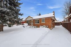 Front of house with lots of parking! - 