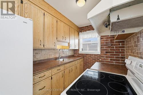 81 Clive Road, Kitchener, ON - Indoor Photo Showing Kitchen