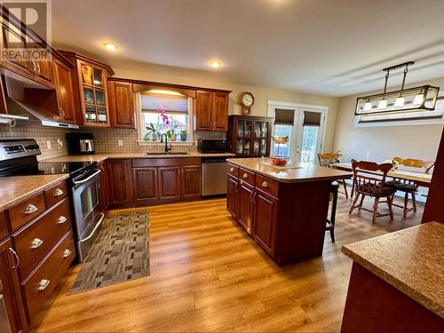 36 Picton Beete Crescent, Stratford, PE - Indoor Photo Showing Kitchen