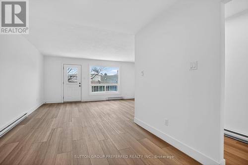 24 - 1600 Culver Drive, London East (East H), ON - Indoor Photo Showing Other Room