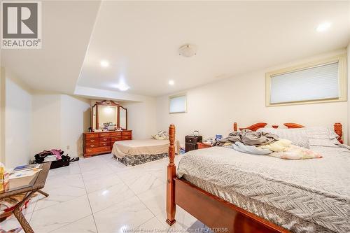 460 Shoreview Circle, Windsor, ON - Indoor Photo Showing Bedroom