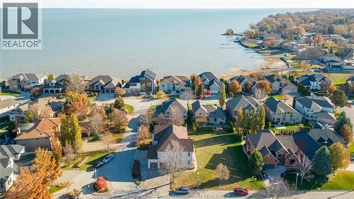 460 Shoreview Circle, Windsor, ON - Outdoor With Body Of Water With View